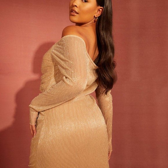 Dress - Picture 2 of 3